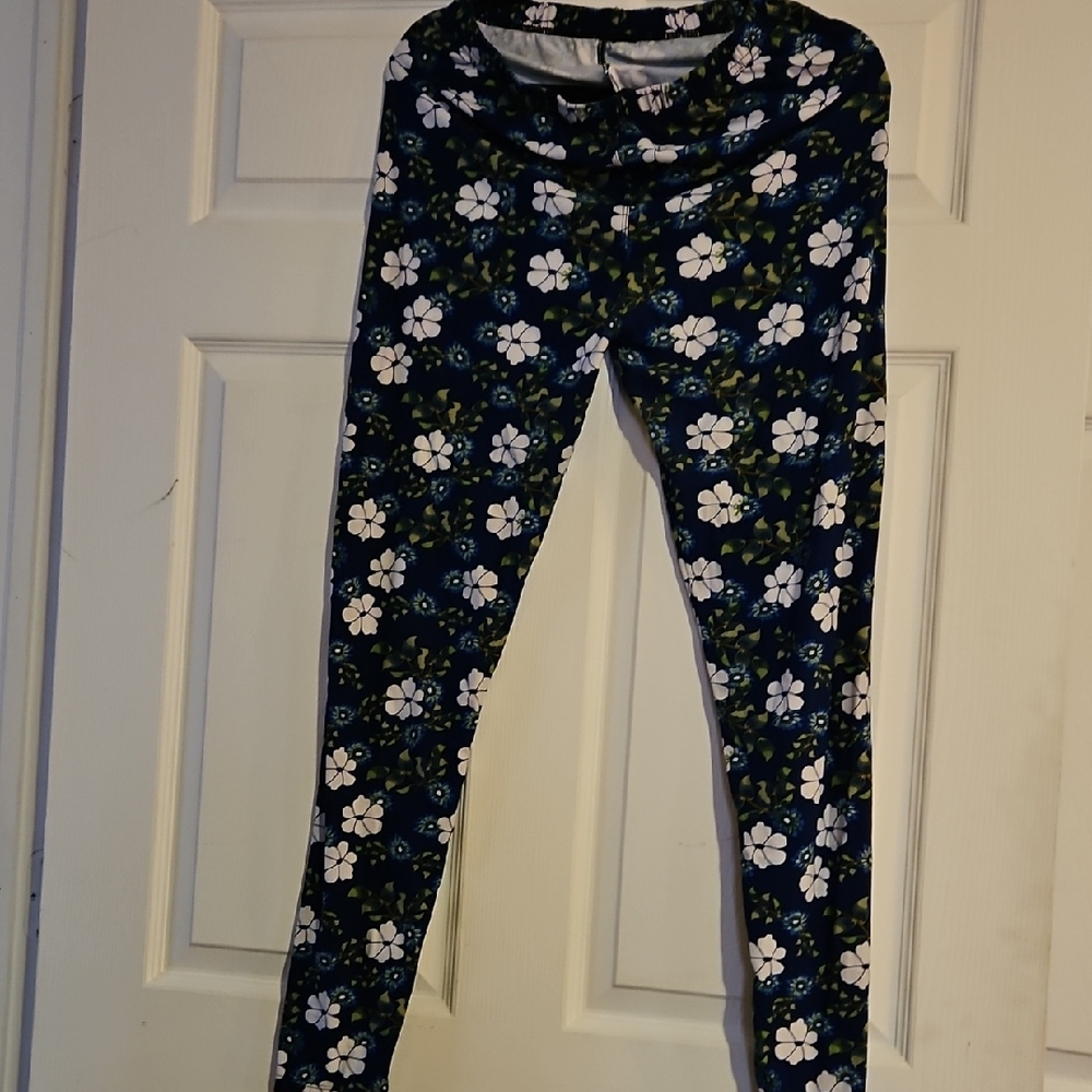 Vibrant Floral Pattern Leggings